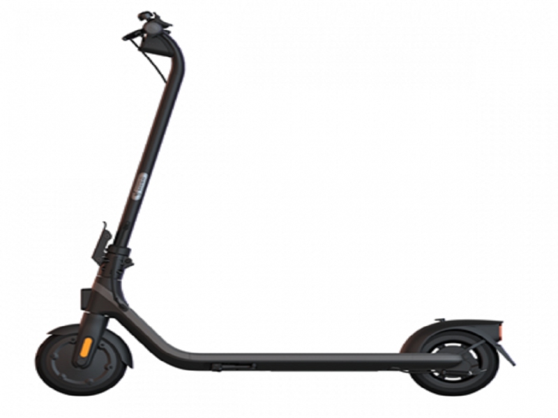 El. trotinet E2 PLUS/220WH MOTOR 8/25KMH El. trotinet E2 PLUS/220WH MOTOR 8/25KMH